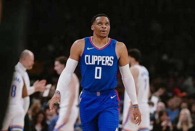 威少险胜关键时刻神级表现，快船关键表现点燃全场！